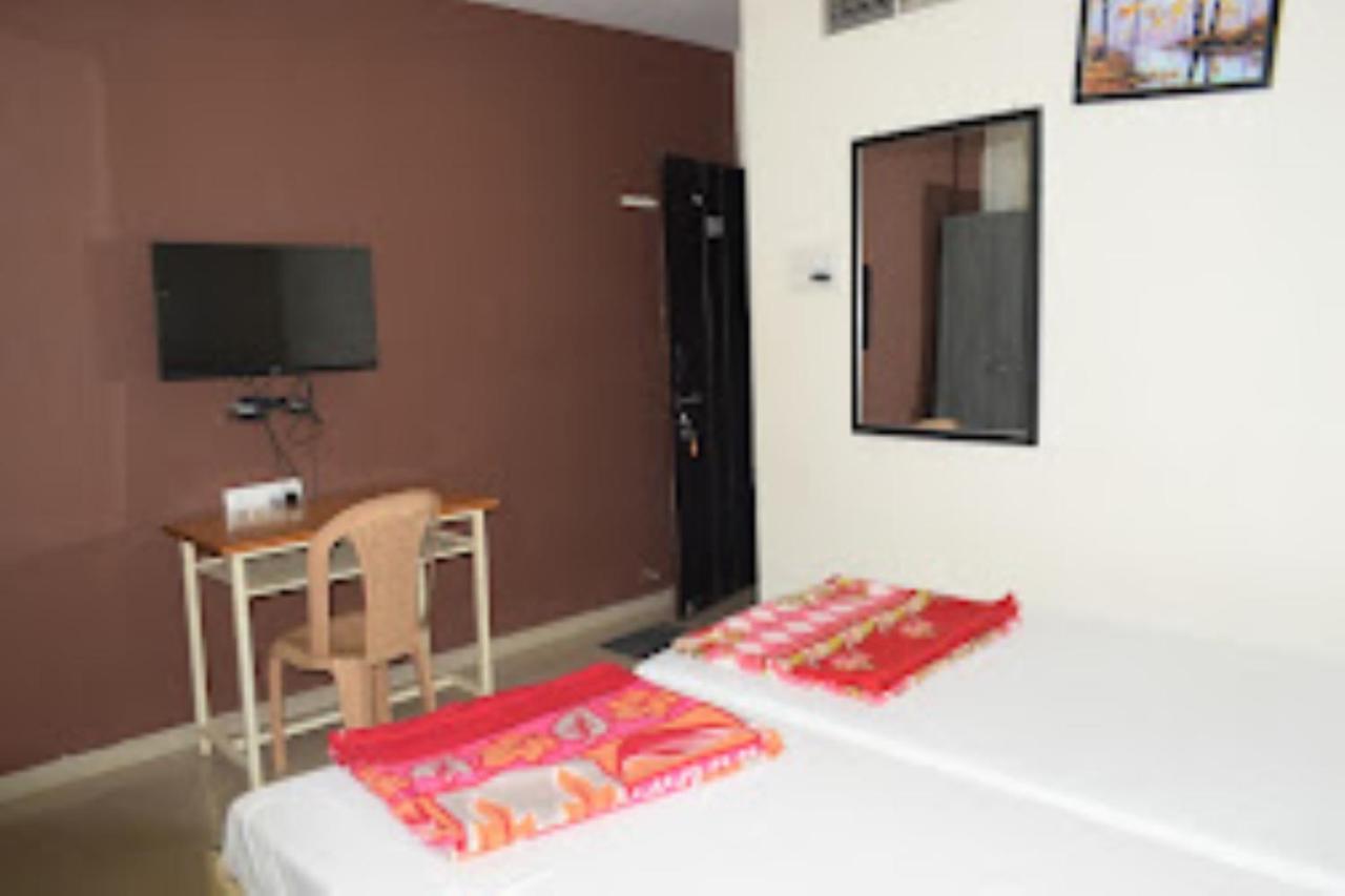 Hotel Vaibhav,Akola Екстериор снимка